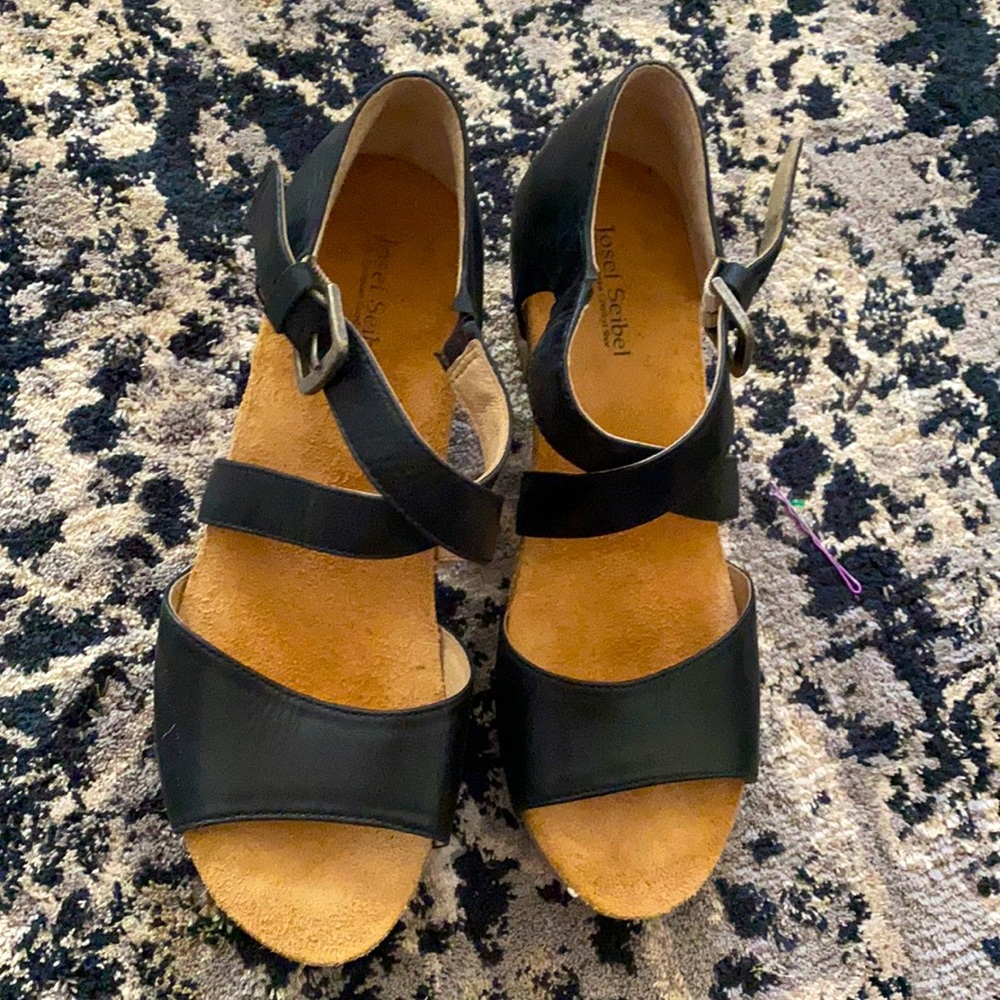 Josef Seibel European Comfort Shoes heels sz 6